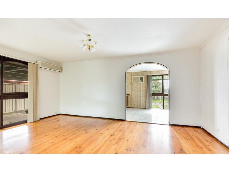 34 Angelique Grove, Albanvale VIC 3021