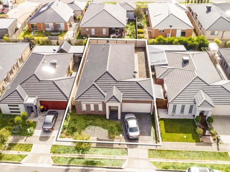 8 Stanthorp Street, Burnside Heights VIC 3023