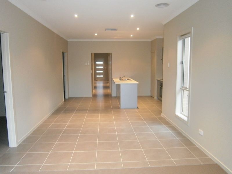 4 Mazel Drive, Tarneit VIC 3029