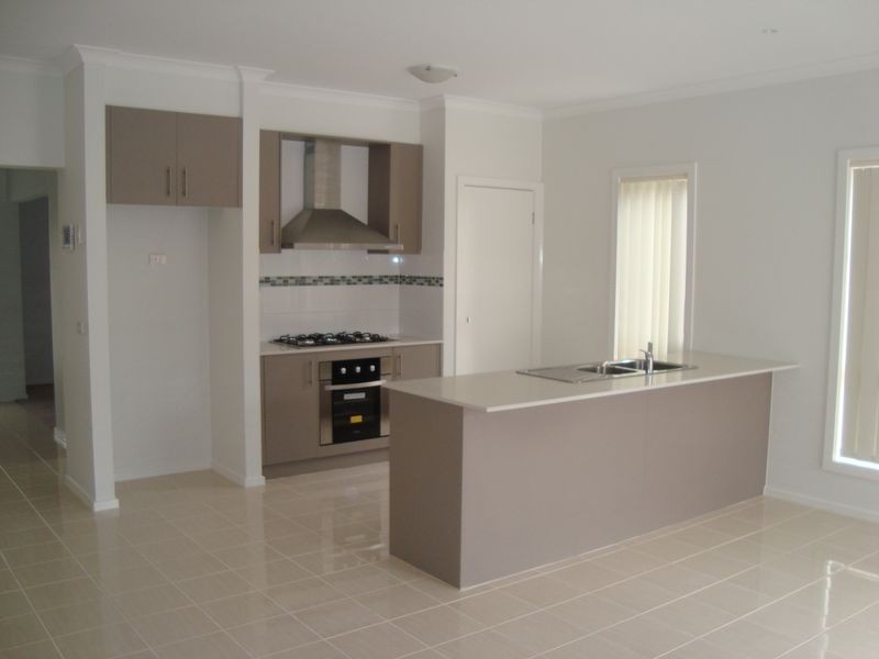 46 Bridlepath Drive, Truganina VIC 3029