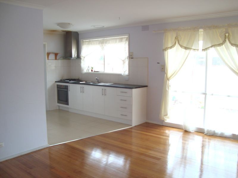 53 Harcourt Avenue, St Albans VIC 3021