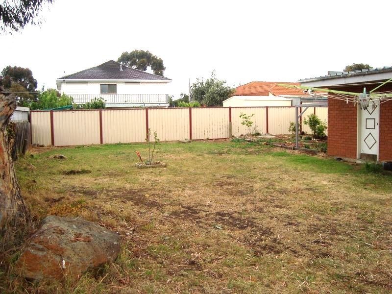 53 Harcourt Avenue, St Albans VIC 3021
