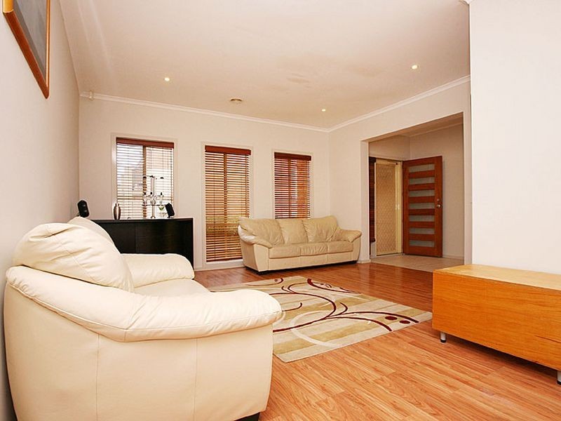 29 Durack Circuit, Taylors Hill VIC 3037