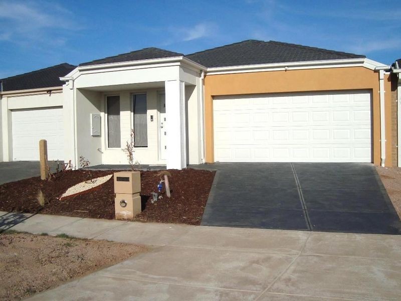 39 Woolybush Drive, Tarneit VIC 3029