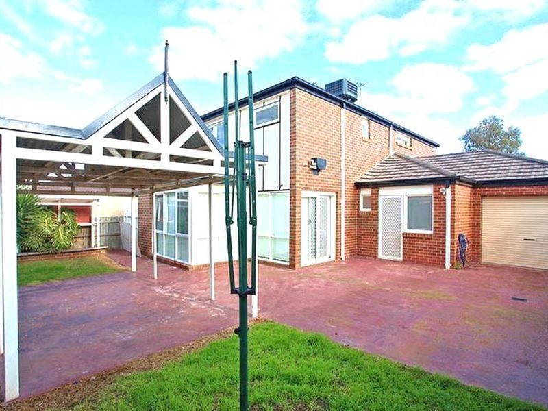 6 Jarrah Court, Delahey VIC 3037