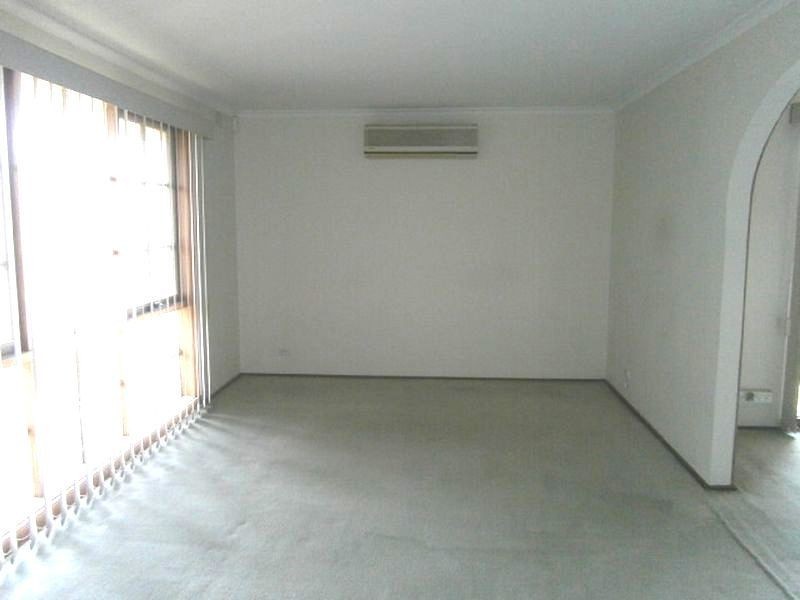 82 Denton Avenue, St Albans VIC 3021