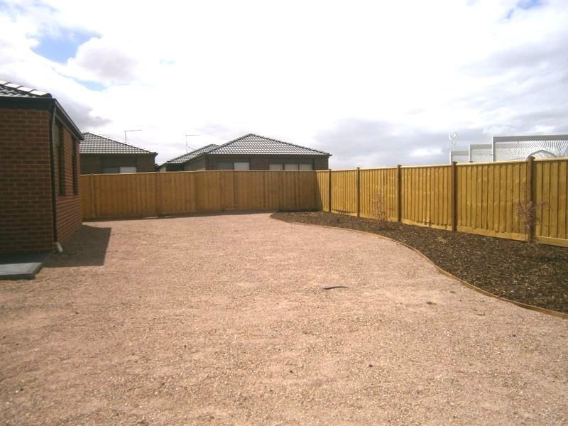 23 Cutleaf Crescent, Tarneit VIC 3029