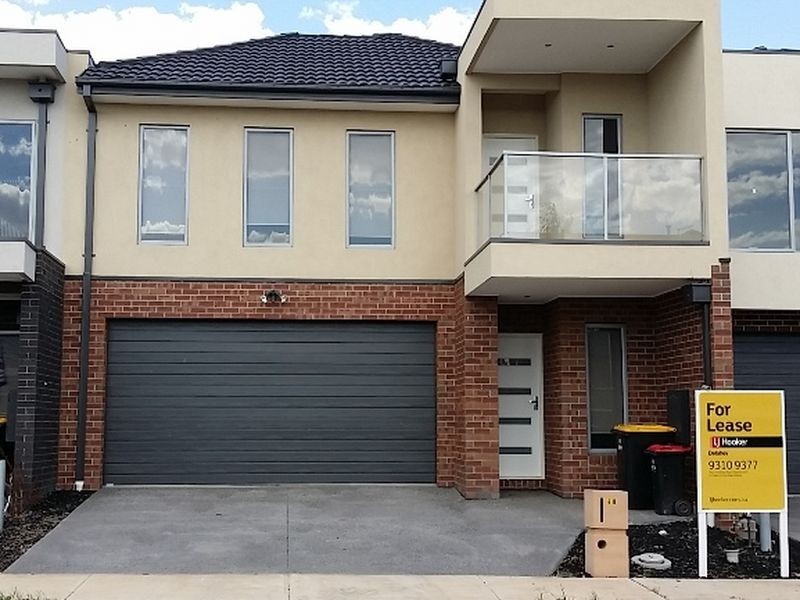 48 Lorimer Street, Caroline Springs VIC 3023