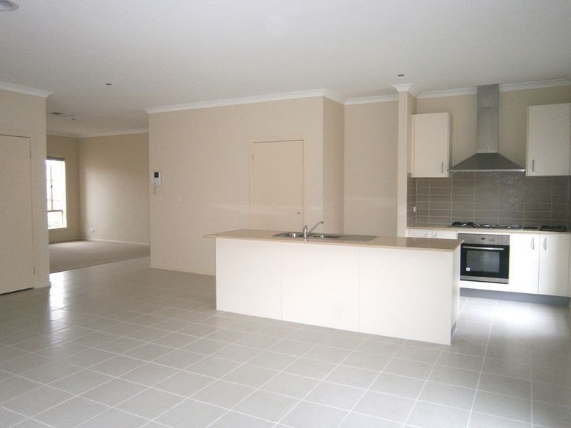 38 Starling Ave, Tarneit VIC 3029