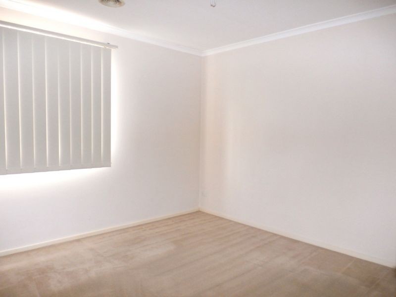 37 Durack Circuit, Taylors Hill VIC 3037