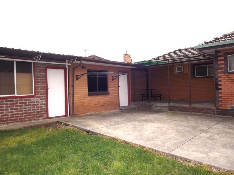 29 Power Street, St Albans VIC 3021