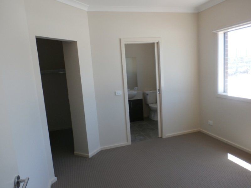 110 Crossway Ave, Tarneit VIC 3029