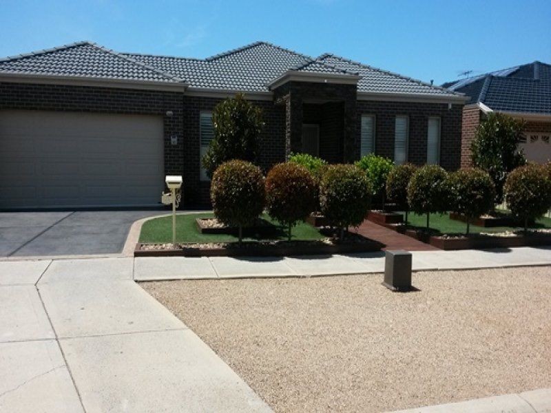 45 Jacaranda Drive, Taylors Hill VIC 3037