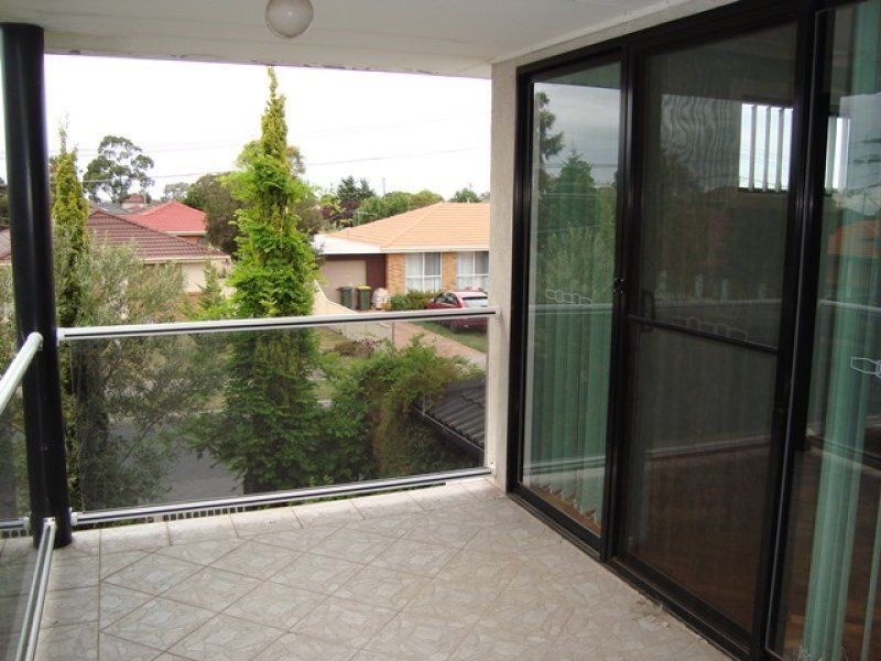 13 Aldergate Cres, Kings Park VIC 3021