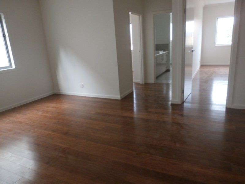 44 Lorimer Street, Caroline Springs VIC 3023