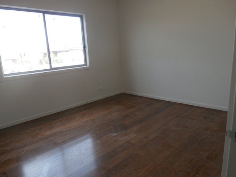 46 Lorimer Street, Caroline Springs VIC 3023