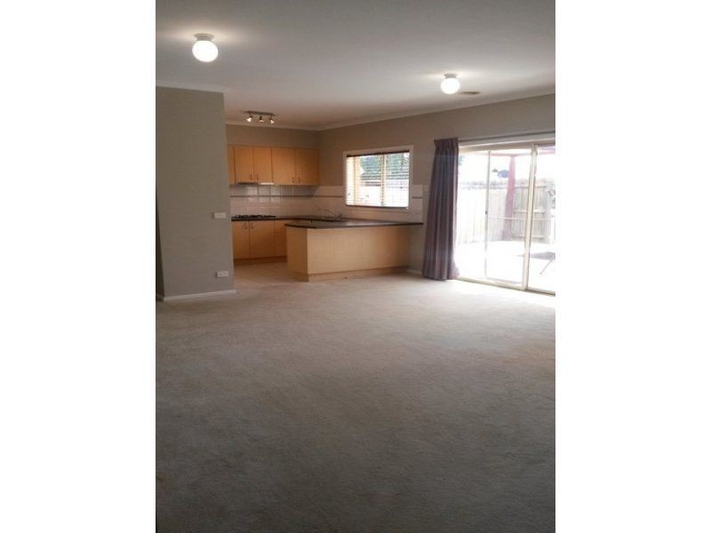 55 The Glades, Taylors Hill VIC 3037