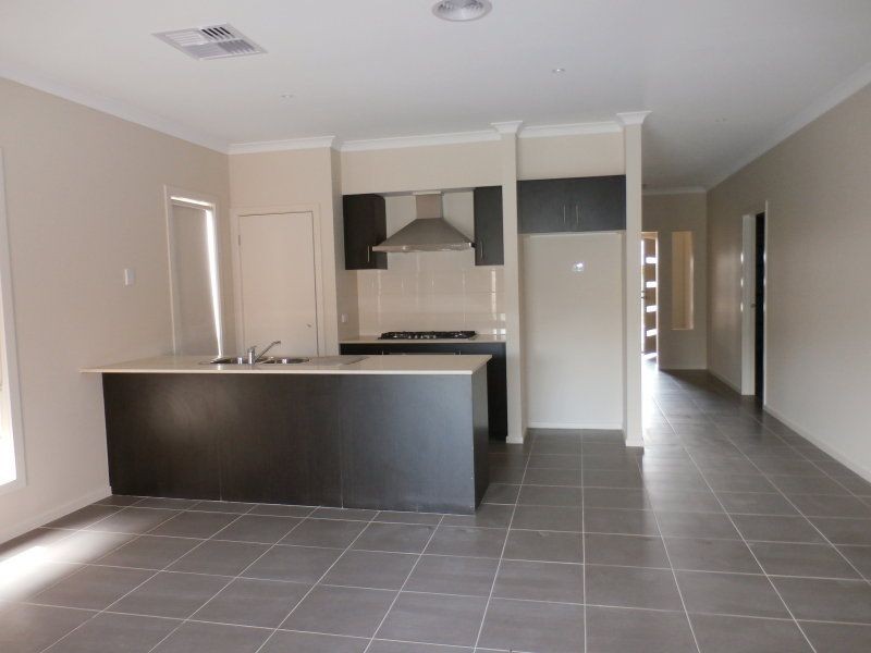 15 Ceratta Cres, Tarneit VIC 3029