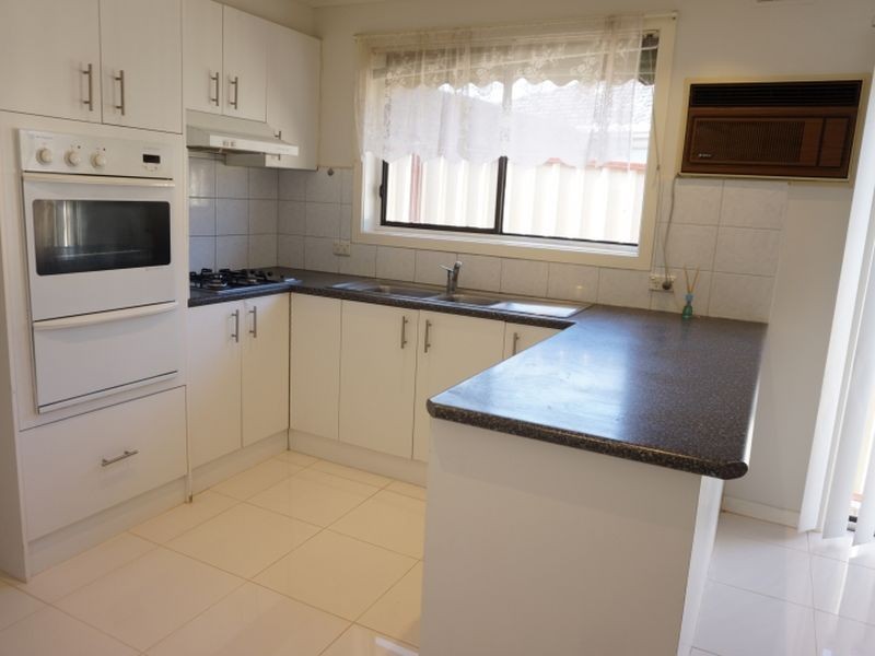 12 Altyre Court, St Albans VIC 3021