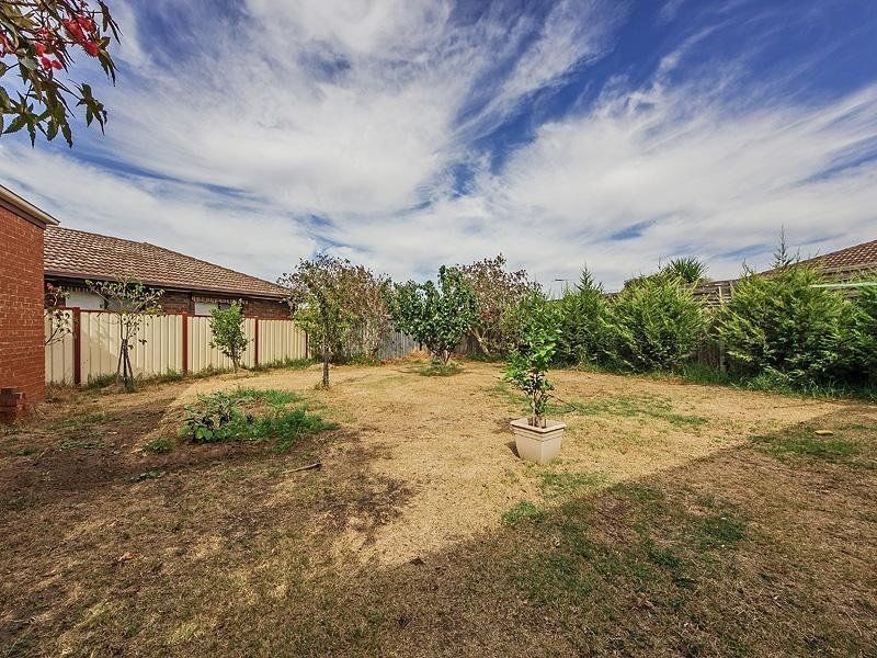 12 Altyre Court, St Albans VIC 3021