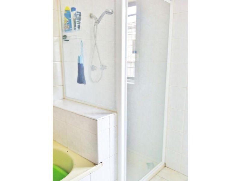 2/7 Kororoit Street, Albion VIC 3020