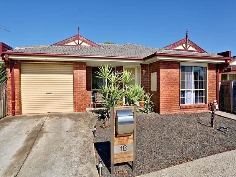 18 Mercer Court, Delahey VIC 3037