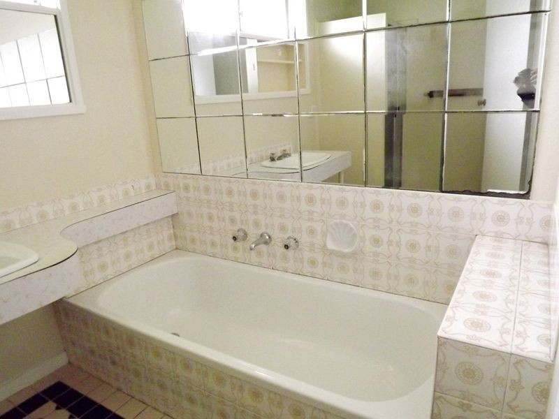 17 Maplewood Road, Kings Park VIC 3021