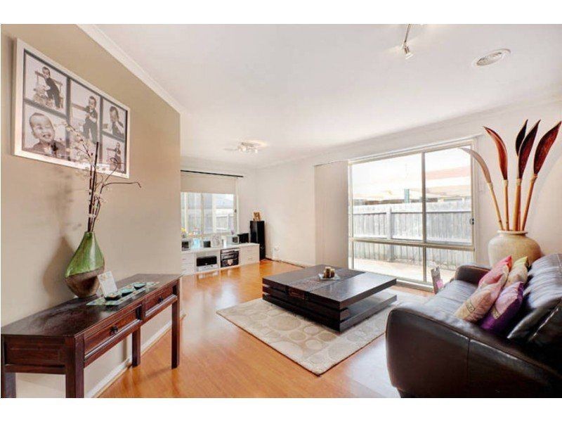 38 Botanic Drive, Hillside VIC 3037