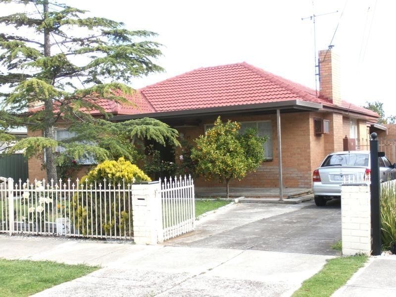 75 Power Street, St Albans VIC 3021