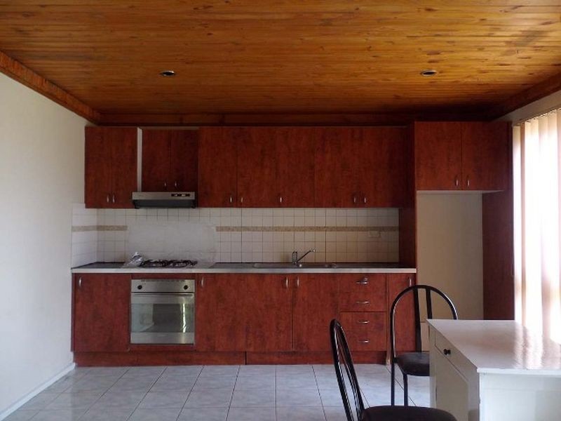 18 Cordelia Grove, St Albans VIC 3021