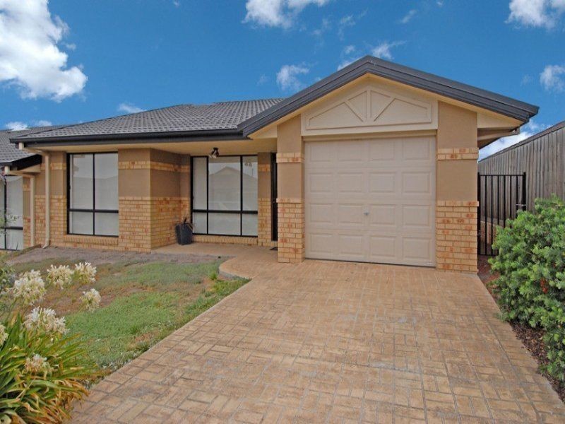 42 Mathisen Terrace, Hillside VIC 3037