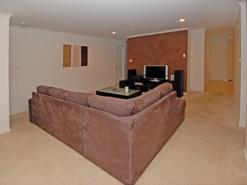 42 Mathisen Terrace, Hillside VIC 3037