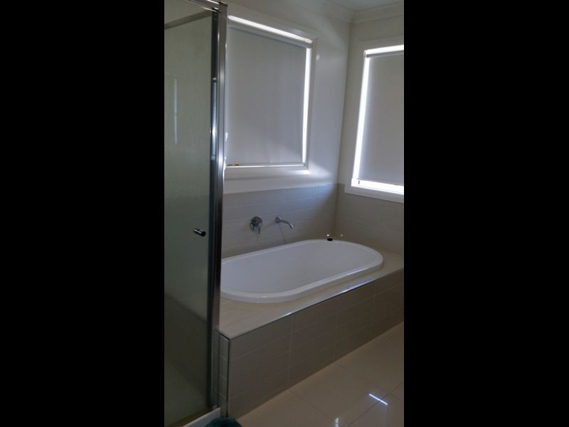 15 Belleville Close, Burnside Heights VIC 3023