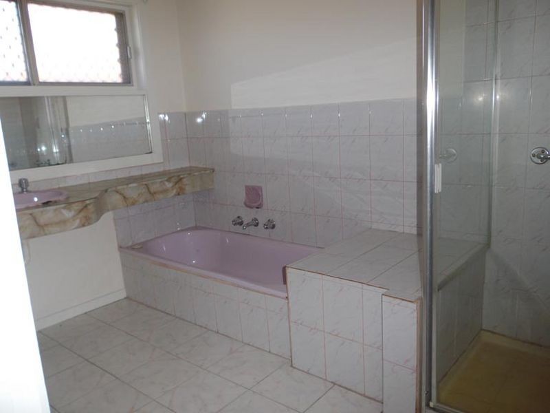 24 Kingsley Street, St Albans VIC 3021