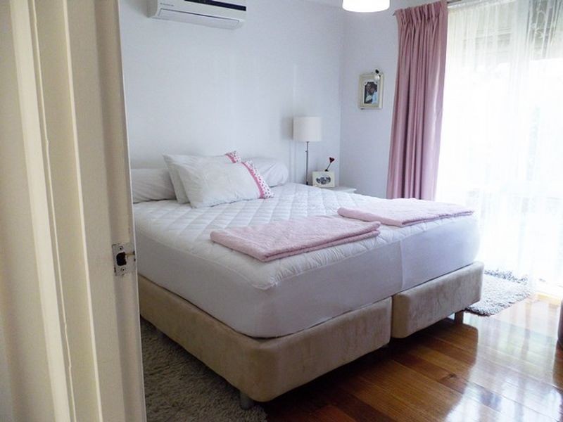 9 Rex Street, Kings Park VIC 3021