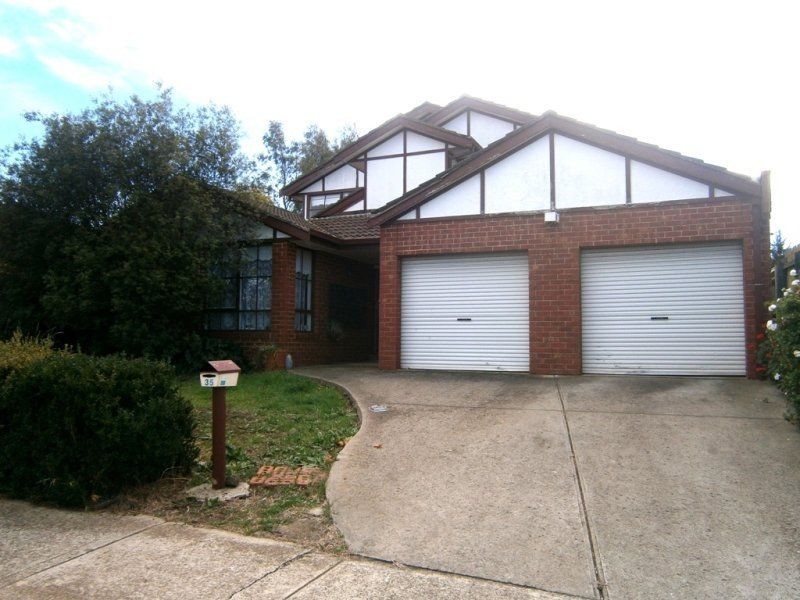 35 John Paul Drive, Hillside VIC 3037