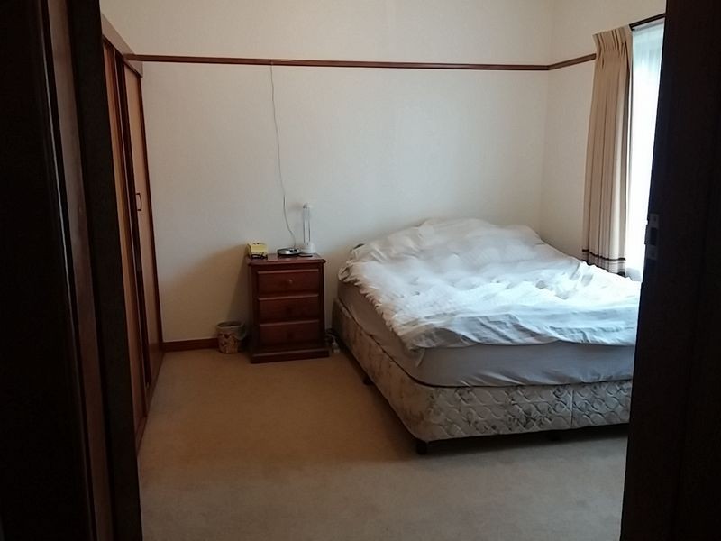 1/2 Marsden Crescent, St Albans VIC 3021