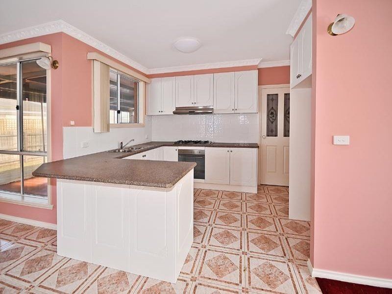 22 Mankina Circuit, Delahey VIC 3037