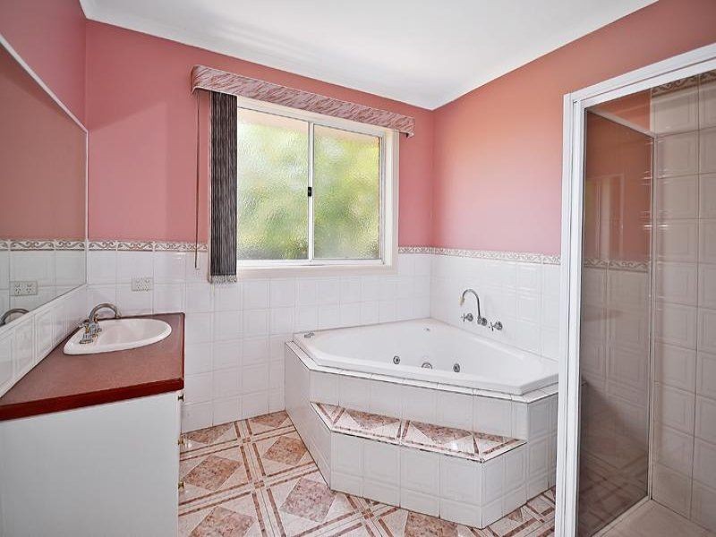 22 Mankina Circuit, Delahey VIC 3037