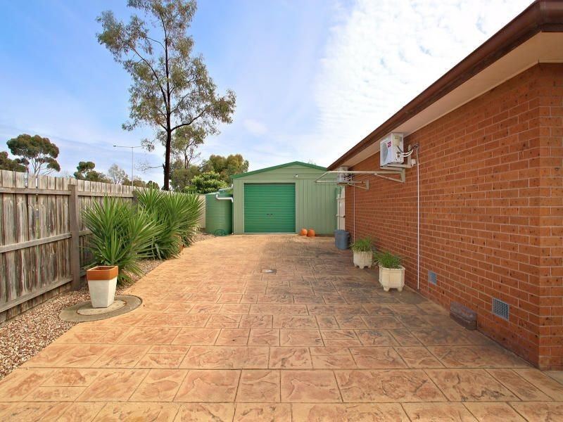 15 Durban Court, Keilor Downs VIC 3038