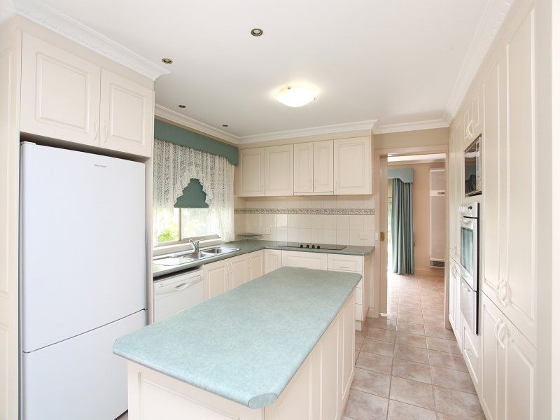 15 Durban Court, Keilor Downs VIC 3038