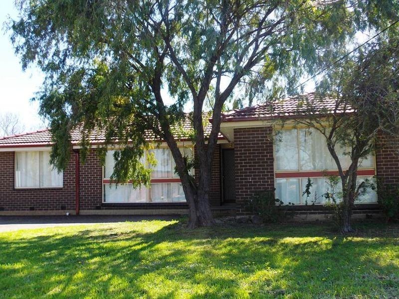 14 Tanglewood Street, Kings Park VIC 3021