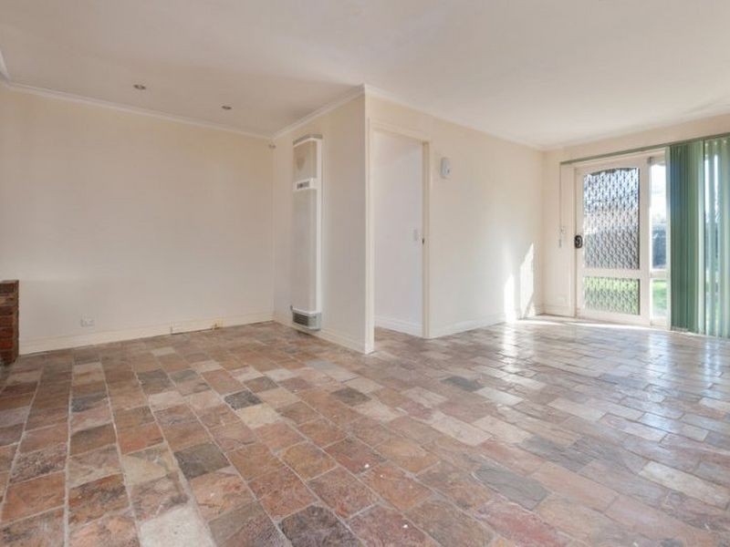 5 Blamey Drive, Melton South VIC 3338