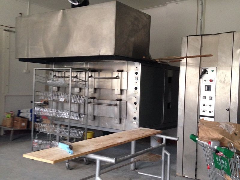 8 Charles Street, St Albans VIC 3021