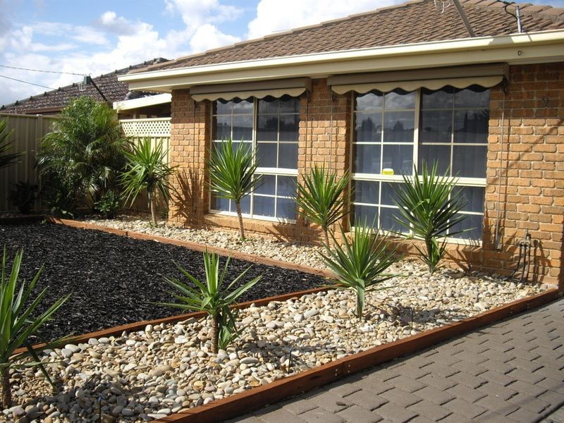 9 Sword Walk, Kings Park VIC 3021