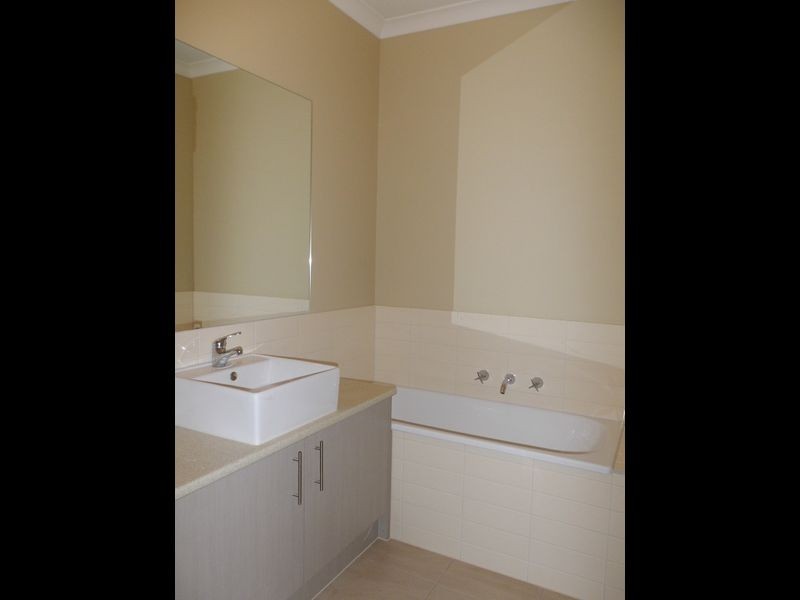 2 Viscosa Road, Brookfield VIC 3338