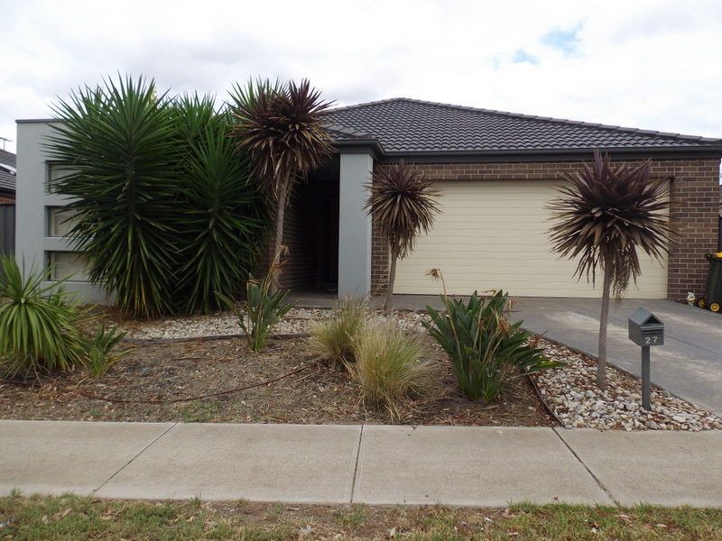 27 Sherlock Avenue, Tarneit VIC 3029