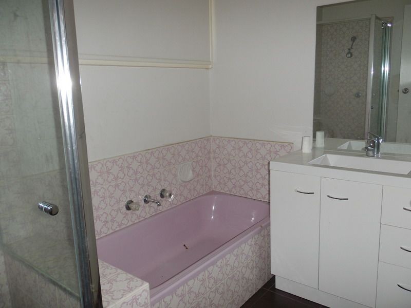 279 Taylors Road, Kings Park VIC 3021