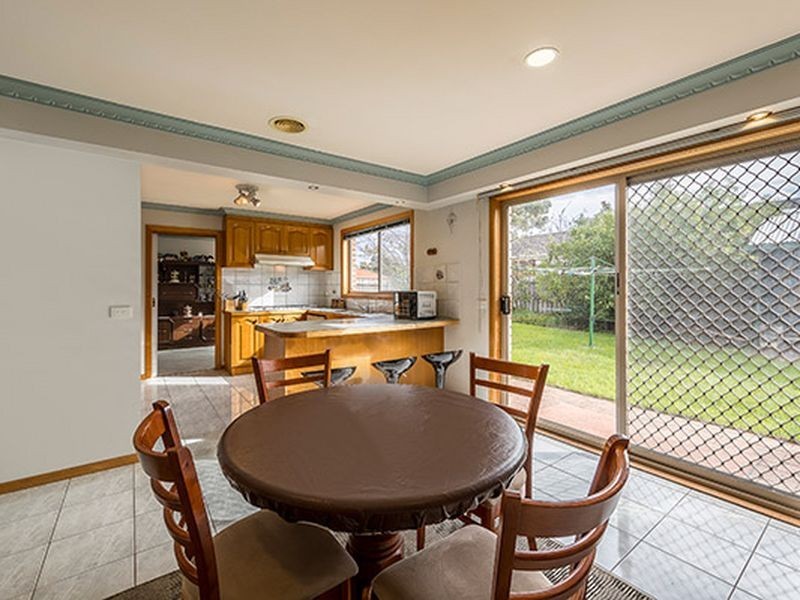 8 Sirius Court, Keilor Downs VIC 3038