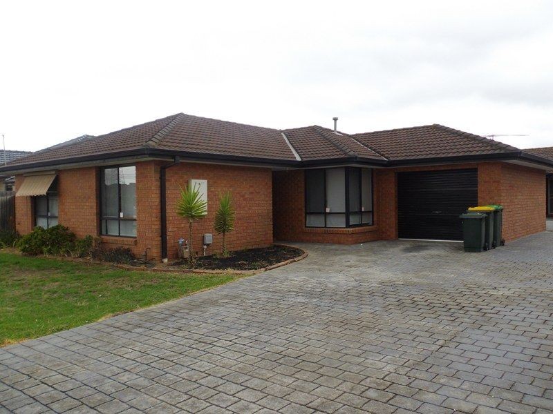 1/9 Adams Street, St Albans VIC 3021
